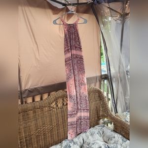 New York & Company maxi dress in printed colors. Size small.